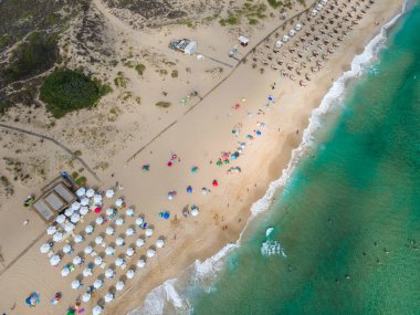 Bulgaristan 'ın Burgaz Bölgesi Sozopol yakınlarındaki Smokinya Plajı' nın hava manzarası