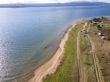 Bulgaristan 'ın Sofya kenti yakınlarındaki Iskar Barajı' nın hava manzarası