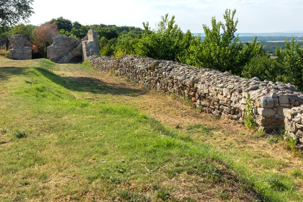 Eski Mezek Kalesi kalıntıları, Haskovo Bölgesi, Bulgaristan