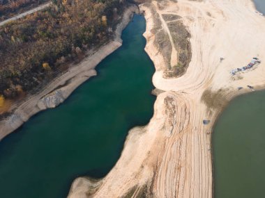 Pyasachnik (Kumtaşı) Reservoir, Sredna Gora Dağı, Filibe Bölgesi, Bulgaristan