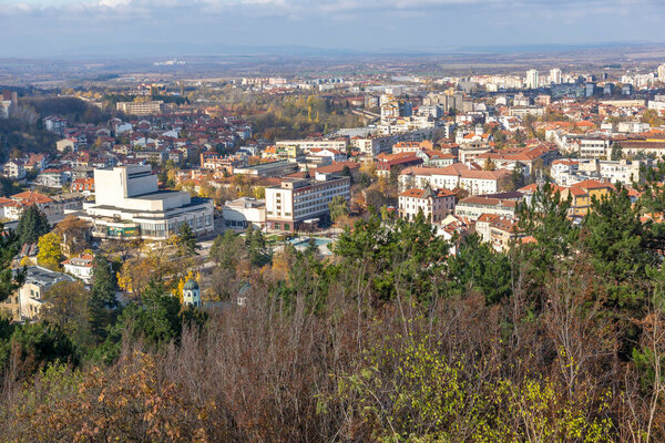 Вид на город Вена и гору Стара-Планина, Болгария