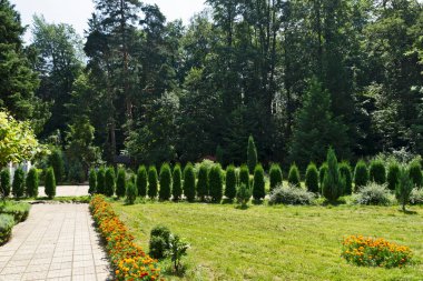 KLISURA MONASTERY, BULGARIA - 10 AĞUSTOS 2014: Bulgaristan 'ın Montana bölgesindeki Aziz Kiril ve Methodius' a adanmış Ortaçağ Klisura Manastırı