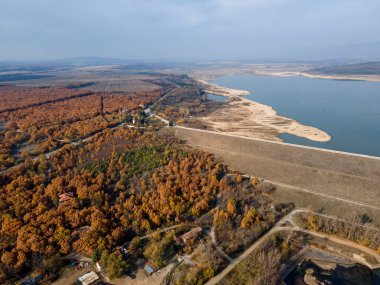 Pyasachnik (Kumtaşı) Reservoir, Sredna Gora Dağı, Filibe Bölgesi, Bulgaristan