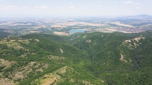 Vista Aérea Las Montañas Rhodope Cerca Ciudad Asenovgrad Región Plovdiv — Vídeos de Stock