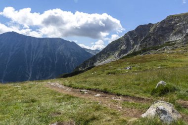 Todorka Tepelerinin Şaşırtıcı Manzarası, Pirin Dağı, Bulgaristan