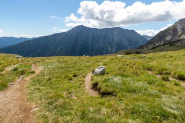 Todorka Tepelerinin Şaşırtıcı Manzarası, Pirin Dağı, Bulgaristan