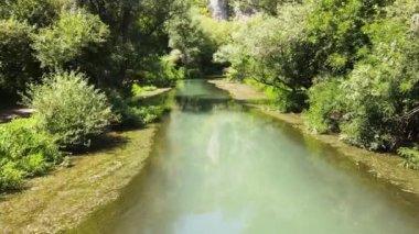 Bulgaristan 'ın Altın Panega Nehri boyunca Iskar Panega Geopark' ın hava manzarası