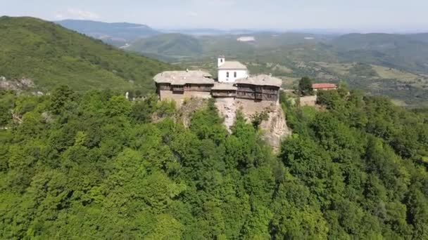 Légi Felvétel Középkori Glozhene Kolostor Szent György Lovech Régió Bulgária — Stock videók