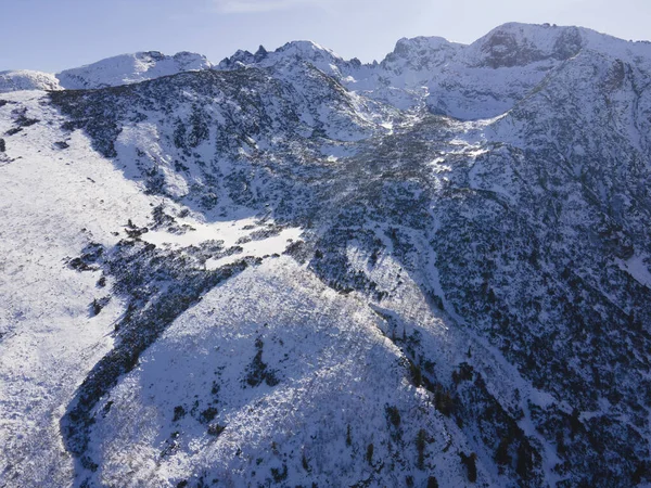 Vista Aérea Invierno Los Picos Kupens Orlovets Montaña Rila Bulgaria — Foto de Stock