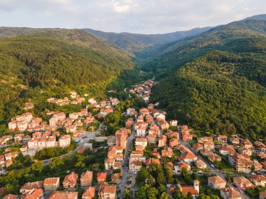 Bulgaristan 'ın Petrich, Blagoevgrad bölgesinin hava gün batımı manzarası