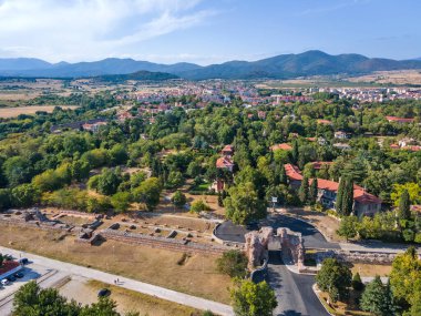 Bulgaristan 'ın Hisarya, Filibe Bölgesi spa beldesinin hava manzarası