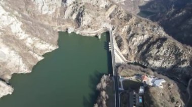 Krichim Barajı 'nın havadan manzarası, Rhodopes Dağı, Filibe Bölgesi, Bulgaristan