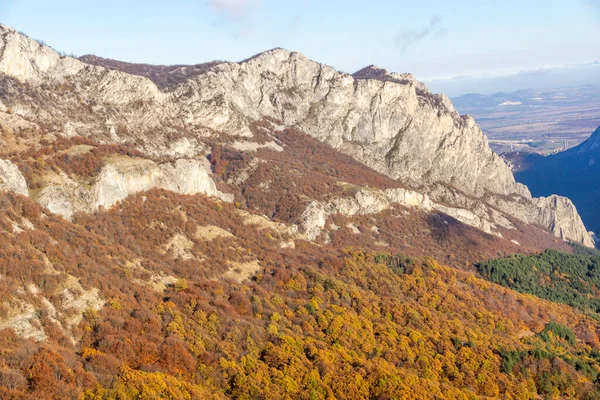 Incredibile Paesaggio Autunnale Dei Monti Balcani Passo Vratsata Bulgaria — Foto Stock