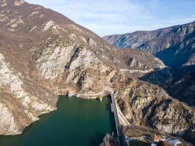 Krichim Barajı 'nın havadan manzarası, Rhodopes Dağı, Filibe Bölgesi, Bulgaristan