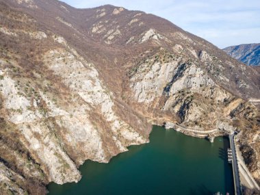 Krichim Barajı 'nın havadan manzarası, Rhodopes Dağı, Filibe Bölgesi, Bulgaristan
