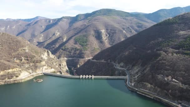 Vista Aérea Barragem Vacha Antonivanovtsi Reservatório Rhodope Mountains Plovdiv Region — Vídeo de Stock