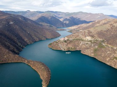 Vacha (Antonivanovtsi) Reservoir, Rodop Dağları, Filibe Bölgesi, Bulgaristan