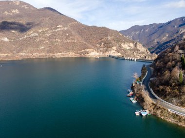 Bulgaristan 'ın Vacha Barajı (Antonivanovtsi) Barajı, Rodop Dağları, Filibe Bölgesi