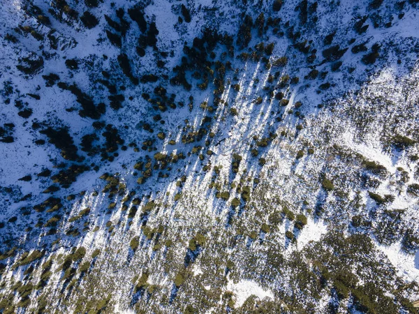 Vista Aérea Inverno Colinas Rochosas Perto Pico Malyovitsa Rila Mountain — Fotografia de Stock