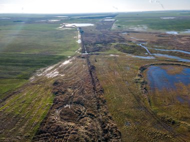 Bulgaristan 'ın Stara Zagora kenti yakınlarındaki Yukarı Trakya Ovası' nın hava manzarası