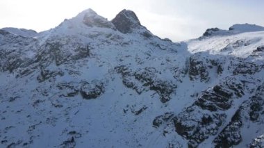 Bulgaristan 'ın Rila Dağı' ndaki Malyovitsa zirvesinin hava manzarası