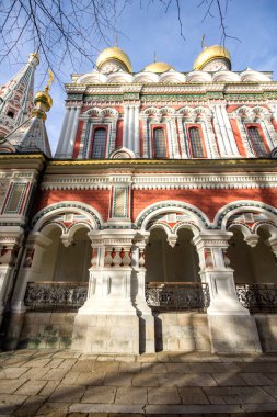 Bulgaristan 'ın Stara Zagora bölgesindeki Shipka kasabasındaki Rus kilisesi olarak bilinen Shipka Manastırı Kutsal Doğuş