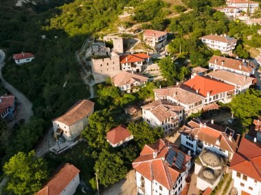Bulgaristan 'ın Blagoevgrad bölgesinin tarihi Melnik kasabasının hava manzarası