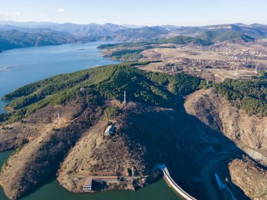 Bulgaristan 'ın Kardzhali Reservoir kentinin şaşırtıcı hava manzarası