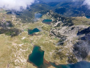 Yedi Rila Gölü, Rila Dağı, Bulgaristan 'ın şaşırtıcı hava manzarası