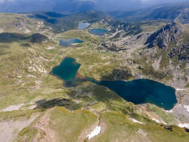 Yedi Rila Gölü, Rila Dağı, Bulgaristan 'ın şaşırtıcı hava manzarası
