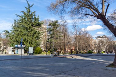 STARA ZAGORA, BULGARIA - 14 Ocak 2021: Bulgaristan 'ın Stara Zagora kentindeki merkez yaya yolu