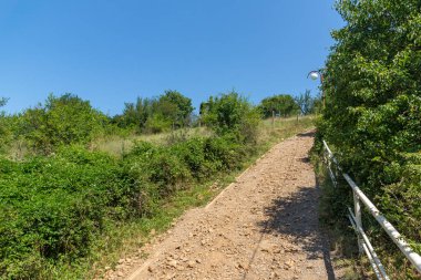 Bulgaristan 'ın Zasele kasabası yakınlarındaki Stara Planina Dağı' nın muhteşem manzarası