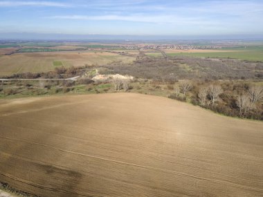 Bulgaristan 'ın Filibe Bölgesi' nin Asenovgrad kenti yakınlarındaki Yukarı Trakya Ovası 'nın Hava Günbatımı manzarası
