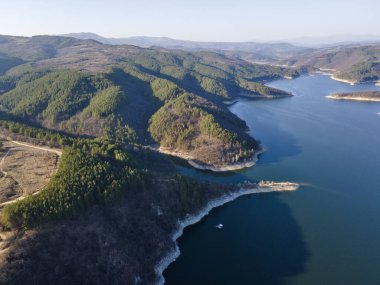 Topolnitsa Barajı 'nın hava manzarası, Sredna Gora Dağı, Bulgaristan