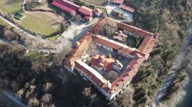 Bulgaristan 'ın başkenti Bulgaristan' ın Ortaçağ Bachkovo Manastırı Havacılık Panoraması
