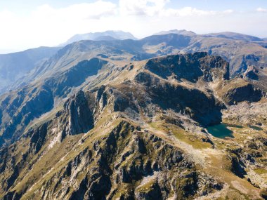 Malyovitsa zirvesinin havadan görünüşü, Rila Dağı, Bulgaristan