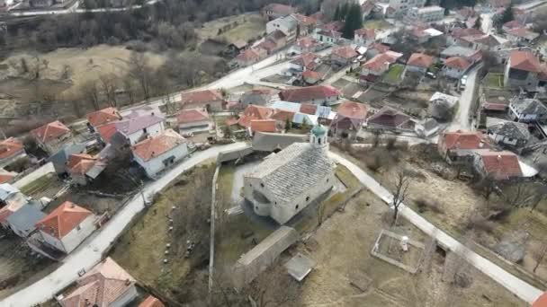 Vista Aérea Aldea Hvoyna Región Smolyan Bulgaria — Vídeos de Stock