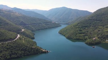 Vacha (Antonivanovtsi) Reservoir, Rodop Dağları, Filibe Bölgesi, Bulgaristan