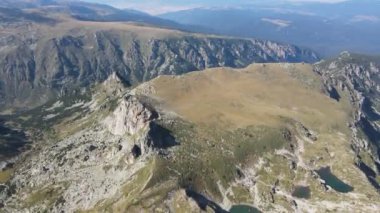 Malyovitsa zirvesinin havadan görünüşü, Rila Dağı, Bulgaristan