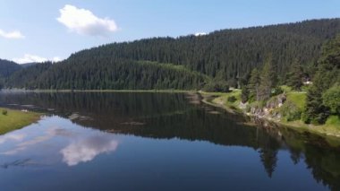 Bulgaristan 'ın Beglika Reservoir, Pazardzhik bölgesinin hava manzarası