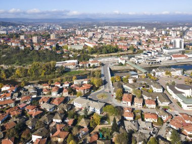 Bulgaristan 'ın Lovech kentinin inanılmaz hava manzarası