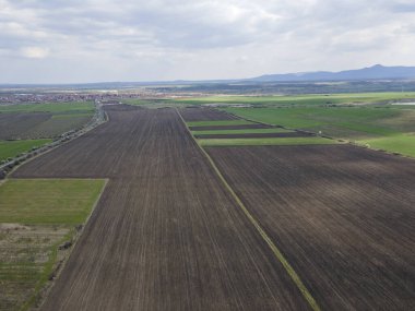 Bulgaristan 'ın Filibe Bölgesi Parvomay kasabası yakınlarındaki Yukarı Trakya Ovası' nın hava manzarası