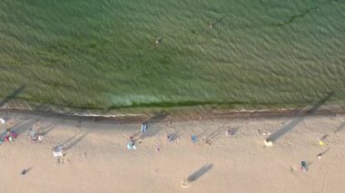 Bulgaristan 'ın Burgaz Bölgesi' nin Dyuni tatil beldesi yakınlarındaki The Driver Beach 'in hava manzarası 