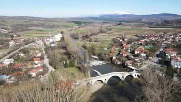 Luchtfoto Van Kadin Het Meest Een 15E Eeuwse Stenen Boogbrug — Stockvideo