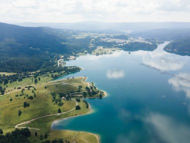 Bulgaristan 'ın Smolyan Bölgesi, Dospat Reservoir hava manzarası