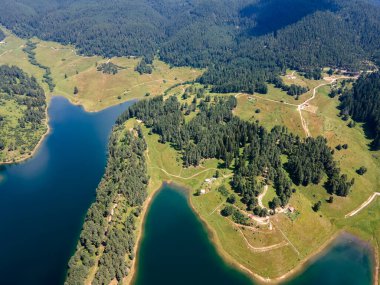 Bulgaristan 'ın Smolyan Bölgesi, Dospat Reservoir hava manzarası