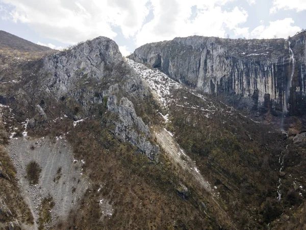 Vista Incrível Vrachanska Skaklya Cachoeira Mais Alta Nos Balcãs Perto — Fotografia de Stock