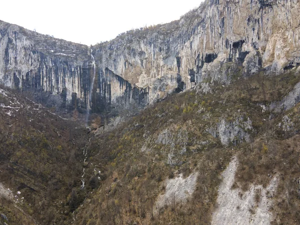 Fantastisk Utsikt Över Vrachanska Skaklya Det Högsta Vattenfallet Balkan Nära — Stockfoto