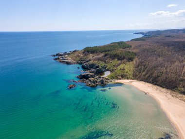 Bulgaristan 'ın Burgaz Bölgesi' nin Rezovo kasabası yakınlarındaki Silistar plajının hava manzarası