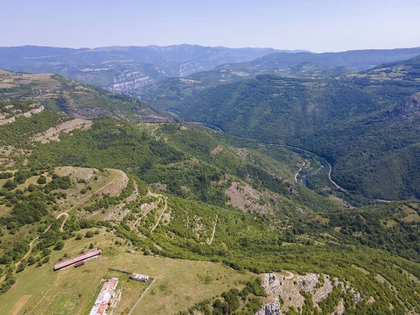 Veduta Aerea Del Fiume Iskar Gorge Monti Balcani Vicino Villaggio — Foto Stock